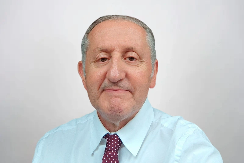 Prof. Luis González Bayón